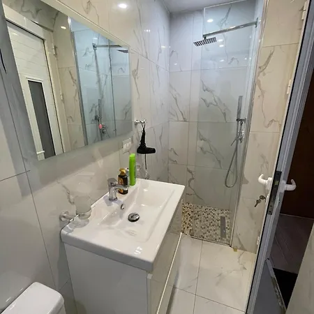 Apartment Piazza Downtown Cozy Tirana