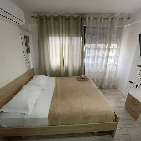 Piazza Downtown Cozy